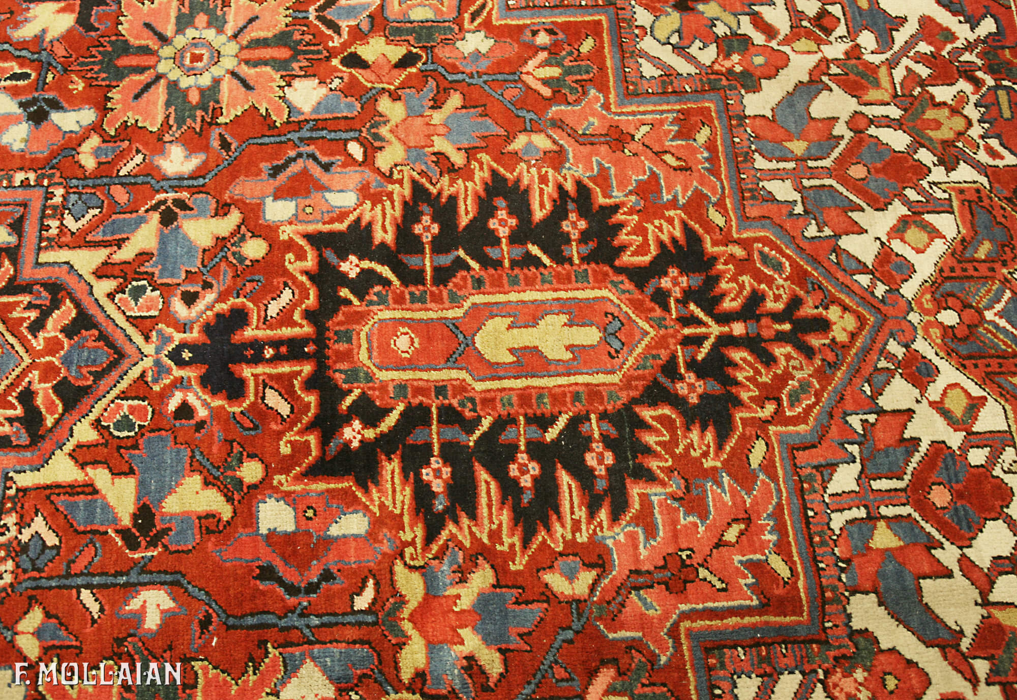 Antique Large Persian Heriz Carpet n°:43362013